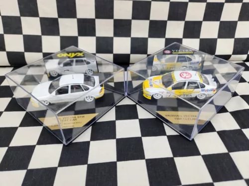 Onyx diecast touring car set: two model cars in clear display boxes