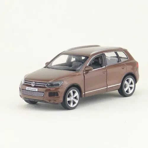 1:36 Volkswagen Touareg diecast toy car in brown, front three-quarter view