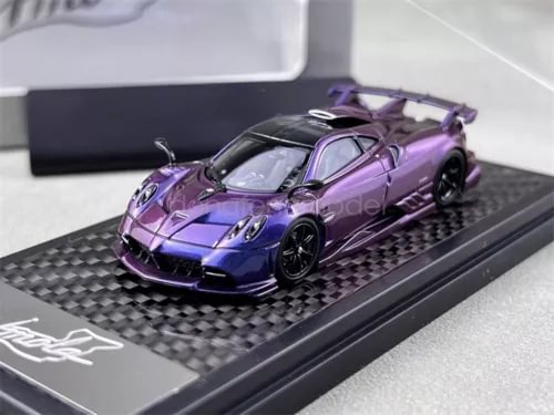 Chameleon purple and blue diecast sports car model with open cockpit detail