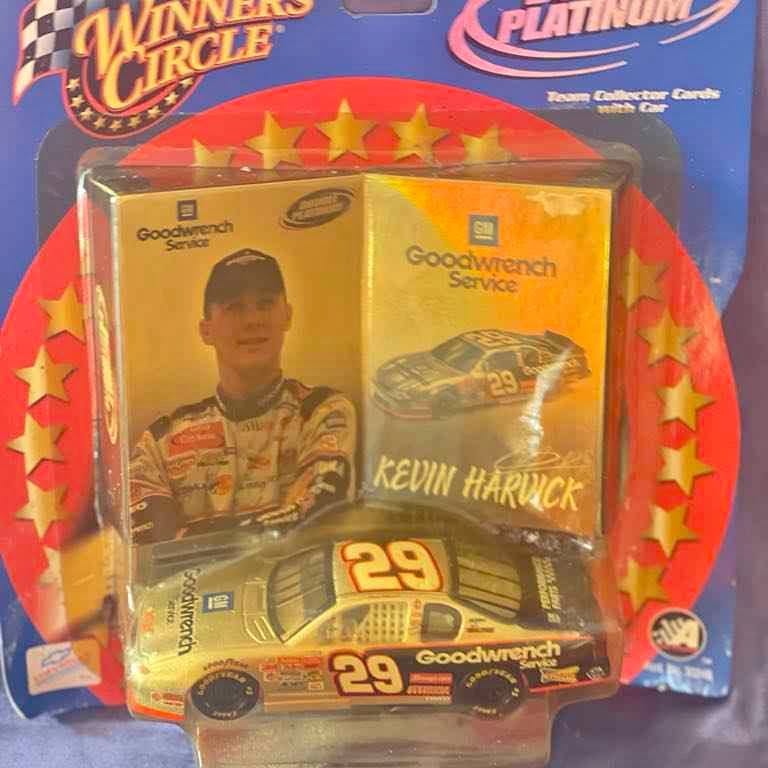 Racing car diecast #29 Kevin Harvick in blister package