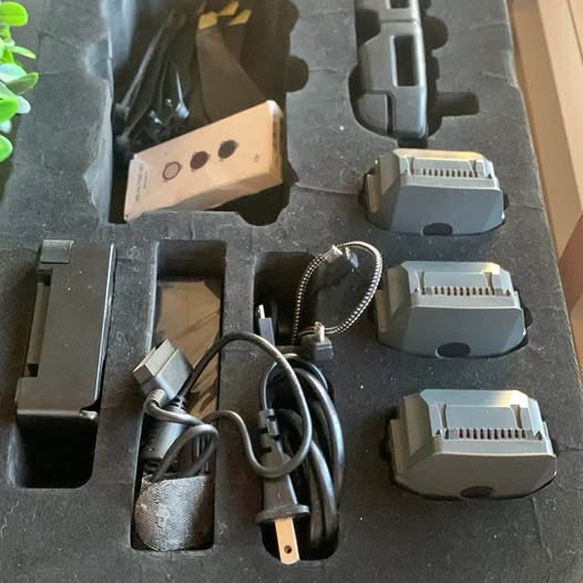 DJII Mavic Pro drone battery charger and accessories set with cables and ports