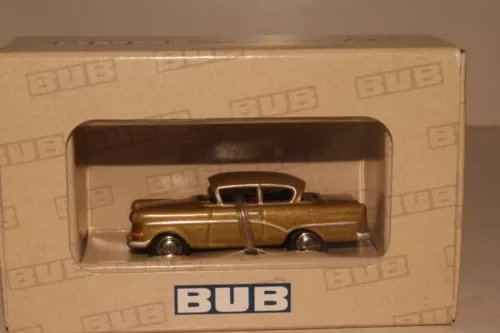1:87 scale diecast Opel Rekord sedan model in BUB display box, brown