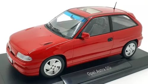 Norev 1/18 diecast model car, red Opel Astra GSi 1992, front three-quarter view