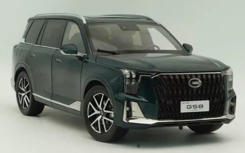 Green 2022 SUV diecast car model with front grille and GAC GS8 badge