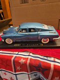 Road Legends 1948 Tucker Torpedo 1:18 Scale Diecast Model Car BLUE 92268 Parts