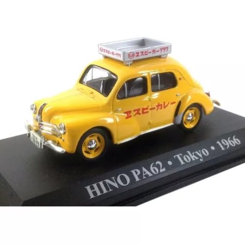 Yellow HINO PA62 Tokyo 1966 taxi diecast car model on black display base
