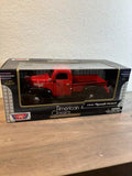 Motor Max 1941 Plymouth Pickup 1:24 Diecast American Classics NIB Parts