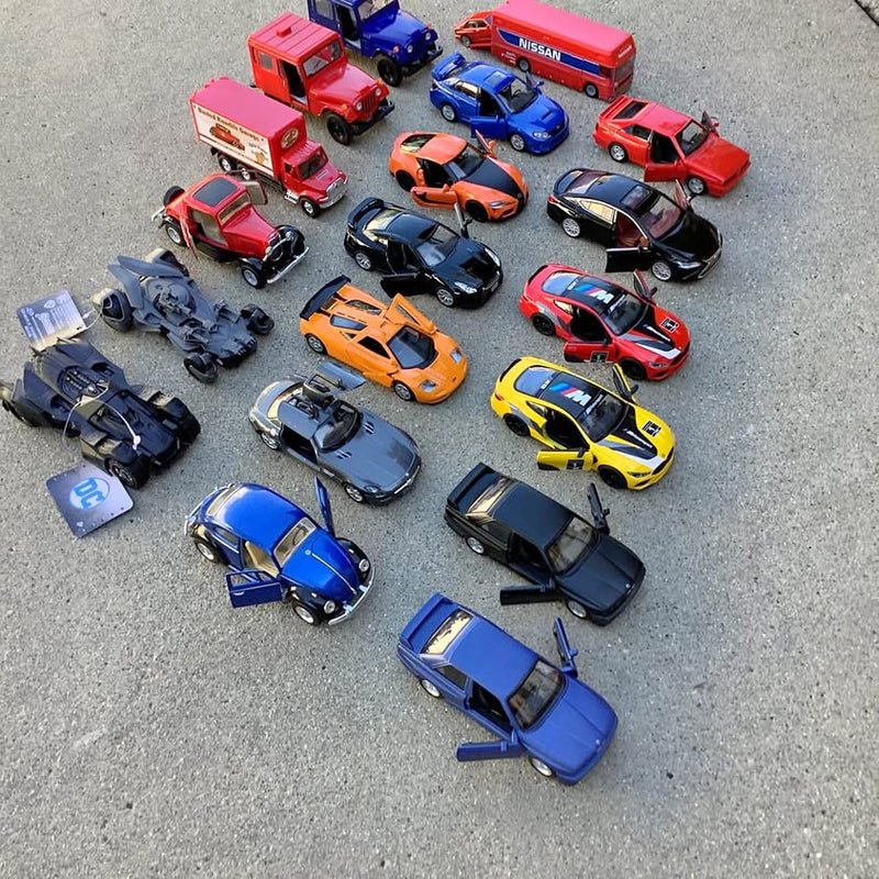 Assorted scale diecast cars set, mixed colors and models, 1:32
