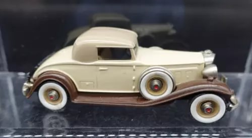 Brooklin Models diecast 1932 Packard car, cream body with brown fenders