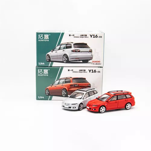 1:64 diecast wagon model car toy, silver with red accents, with packaging