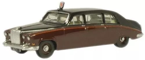 Claret and black diecast Daimler DS420 limo car, 1:76 scale, side view