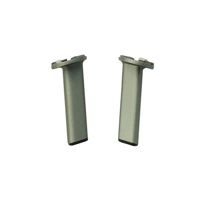 Front landing gear arms with rubber pads, pair of two stands