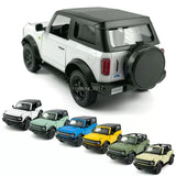 Ford Bronco diecast model car toy SUV, white with black roof, pull-back