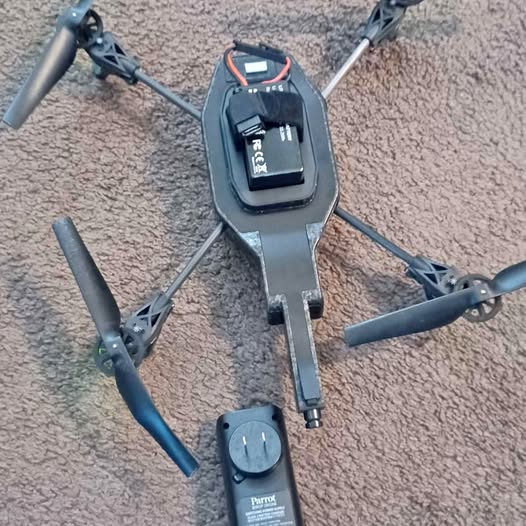 Quadcopter drone with four propellers and central controller module