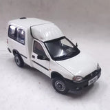 1/24 diecast pickup truck model, white cab with black trim and headlights
