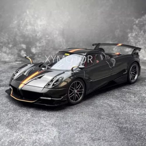 Pagani Huayra BC Roadster 1:18 diecast model car, black with silver hood details