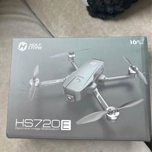 Unopened Holystone HS720E electric image stabilization drone box