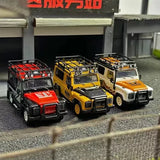 1:64 Land Rover Defender 90 diecast model cars set, three vehicles in dark and yellow.