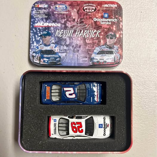 Diecast car set of 2 in display case, blue and white race cars