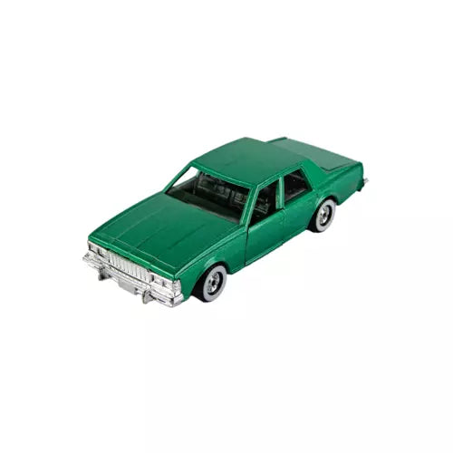Green 1:36 scale diecast 4-door sedan model car toy