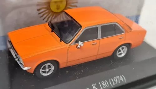 Altaya 1/43 orange 1974 Opel Kadett C K180 diecast model car, front 3/4 view