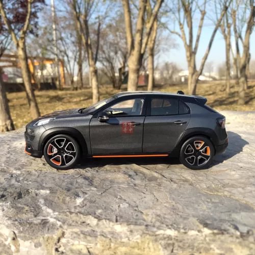 1/18 diecast model car, dark gray with orange wheels, LYNK&CO 02