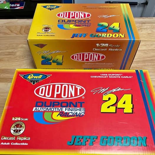 Jeff Gordon 1/24 Revell diecast replica car box, yellow with No. 24 and DuPont logos