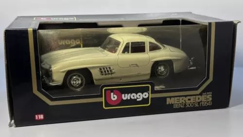 Burago Mercedes 300 SL 1:18 diecast model car in box, pale yellow