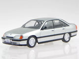 Opel Omega A silver diecast modelcar in showcase 1:43 Parts