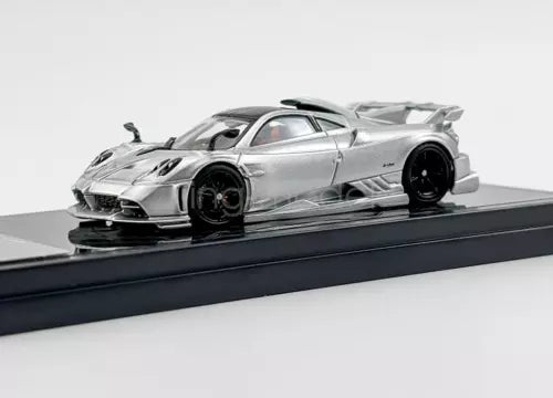 1:64 scale silver racing sports diecast model car with black wheels