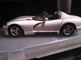 Burago Bijoux White '92 Dodge Viper RT Convertible 1/24 Scale Diecast Metal Car. Parts