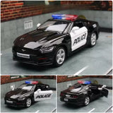 Diecast police Ford Mustang GT 1/36 model car, black with white door panel and light bar