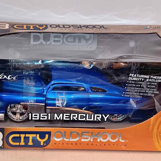 Blue 1951 Mercury die-cast car, 1:18 scale