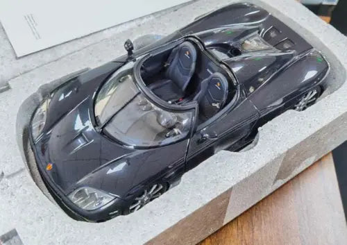 AUTOart 1/18 Koenigsegg CCX black diecast model car, front view