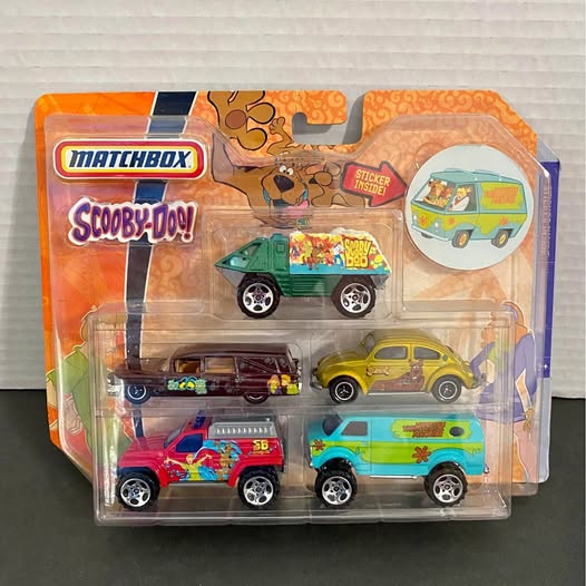 Scooby-Doo Matchbox 5-pack diecast cars in orange blister packaging