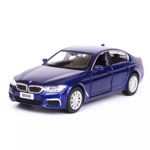 BMW M550i 1/36 diecast model car, blue sedan front 3/4 view