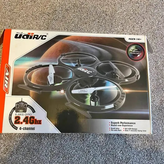 RC drone retail box, 2.4GHz 4-channel, six-axis gyro