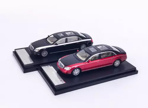 1/64 alloy diecast Maybach 62 toy cars, dark blue and red, on display bases