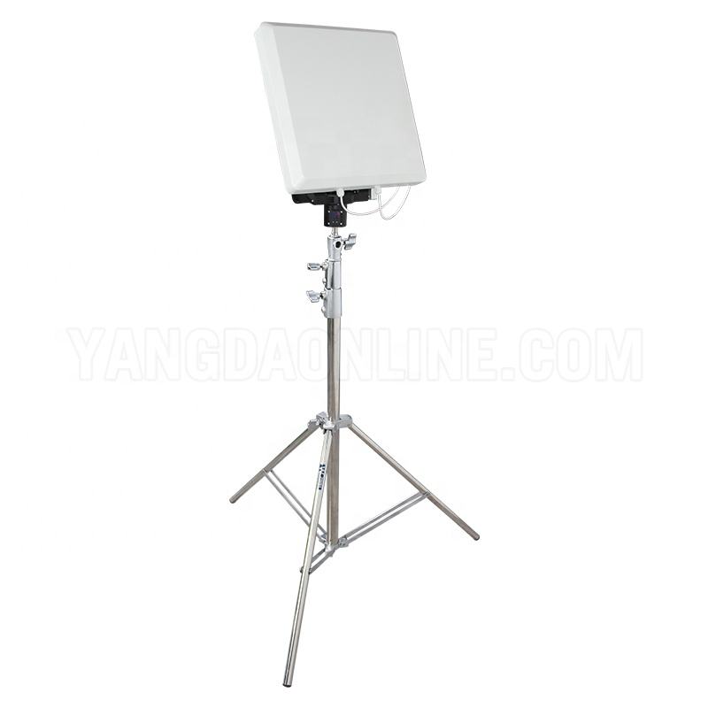 Auto drone antenna tracker gimbal with tripod stand and rectangular panel