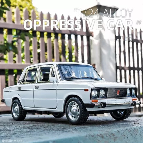 1:24 Lada Niva alloy diecast model car, white front 3/4 view