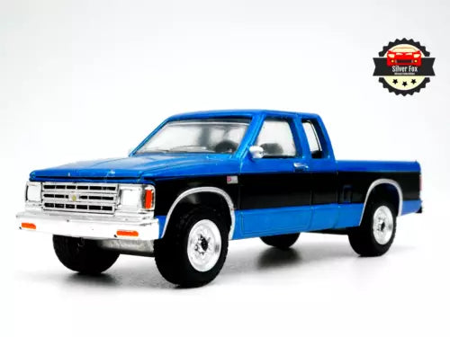 1988 Chevrolet S-10 diecast pickup, blue and white, 1:64 scale model car