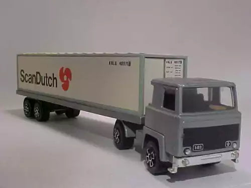 Diecast truck with Scandutch trailer, gray cab and box trailer