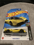 2010 Pagani Zonda R Yellow - Hot Wheels (1:64 Scale) (Diecast Metal) (NEW)  Parts