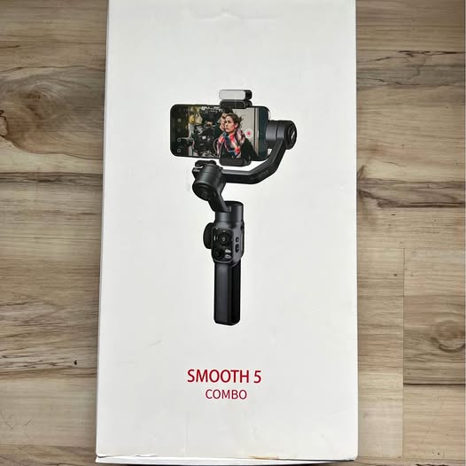 Zhiyun Smooth 5 Combo handheld gimbal stabilizer box with product illustration