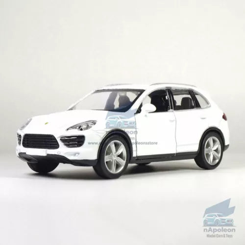 1:36 Porsche Cayenne Turbo diecast model car, white, front 3/4 view