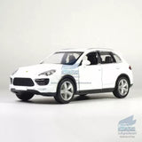 1:36 Porsche Cayenne Turbo diecast model car, white, front 3/4 view