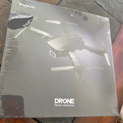 Drone camera 4K packaging box with drone illustration