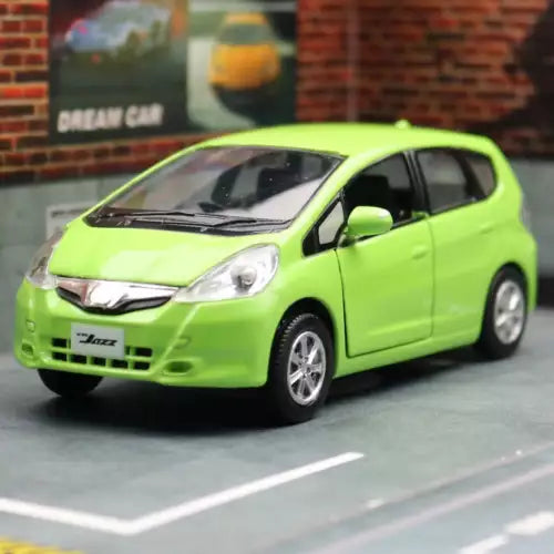 Honda Jazz Fit 1:36 diecast alloy toy car, lime green, front 3/4 view