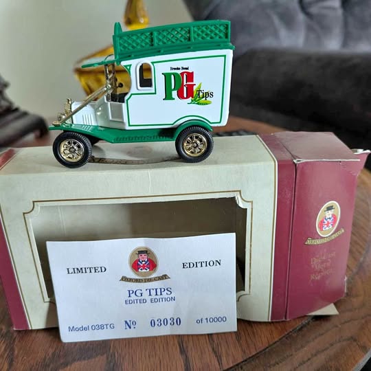 Green diecast delivery truck with opening front box and Limited Edition label