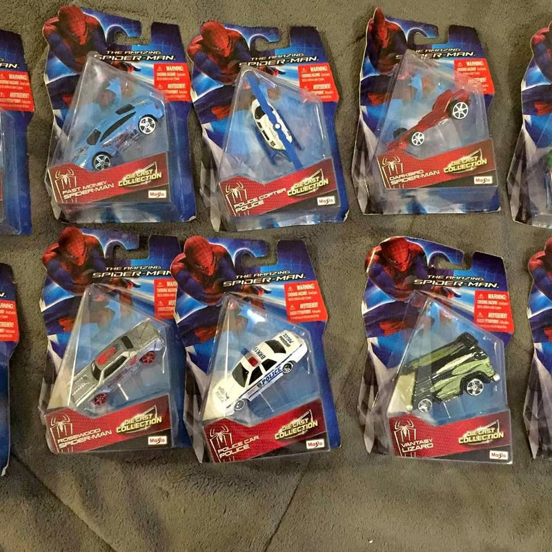 Diecast car set in blister boxes, Spider-Man themed, assorted vehicle colors.